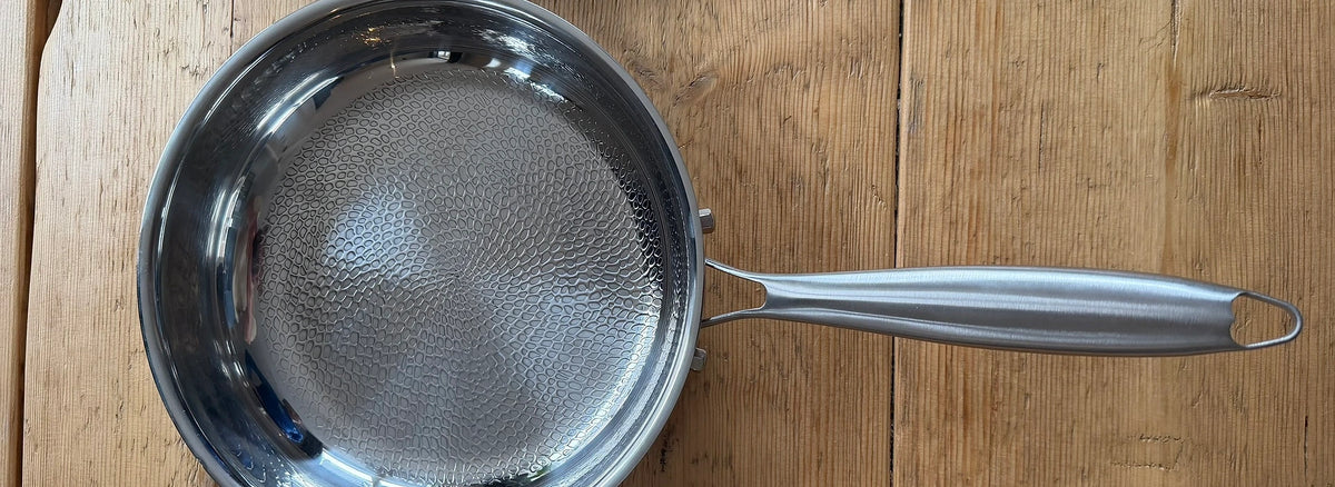 Titanium pan in gebruik